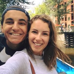 Meet your Posher, Claire